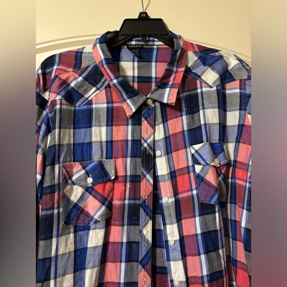 Torrid Bleach Splatter Button Down - image 4